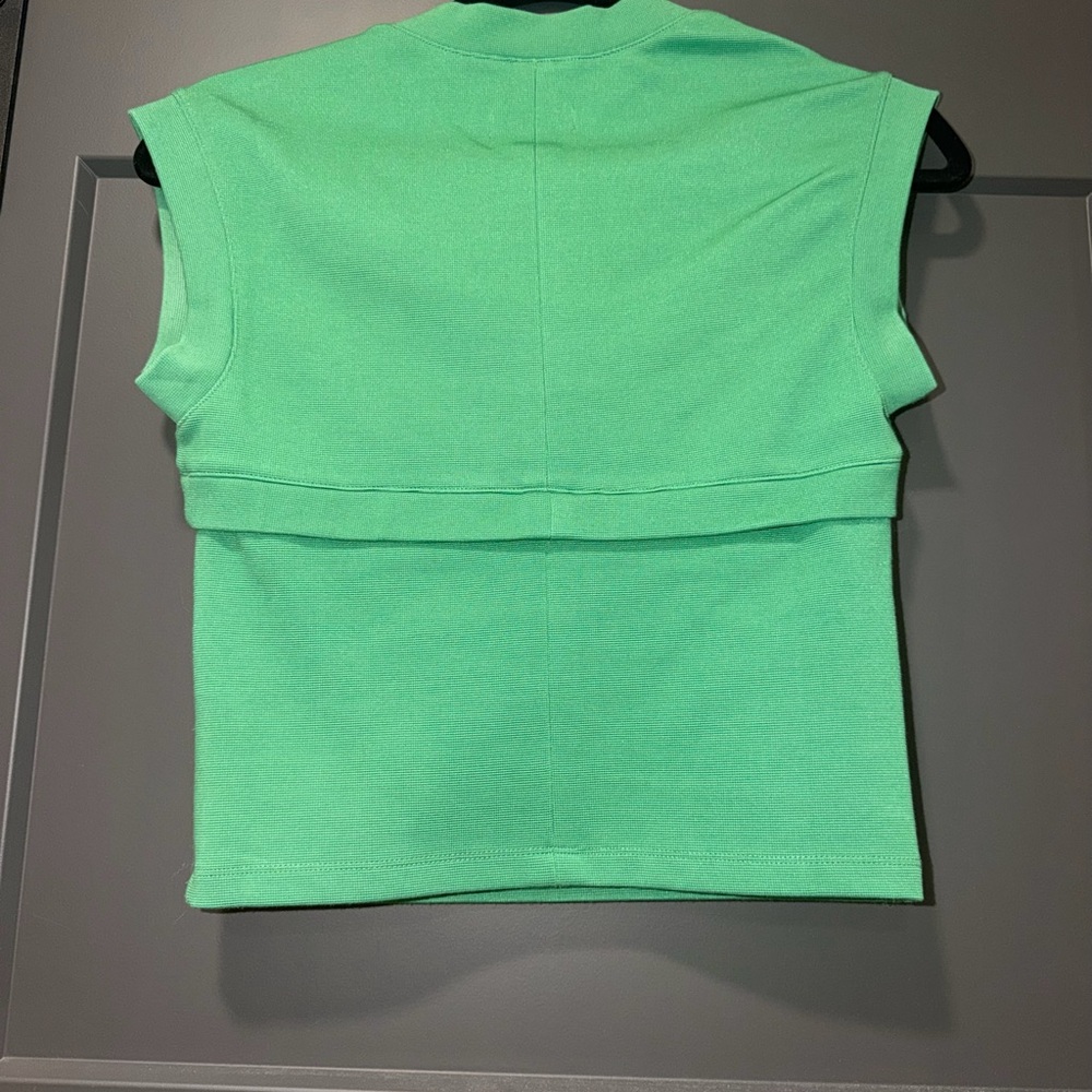 Maeve Cap-Sleeve Crop Top - Picture 5 of 5